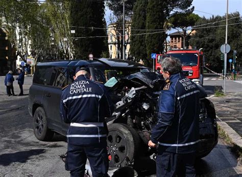 Roma Il Suv Di Ciro Immobile Si Schianta Contro Un Tram 6 Dago