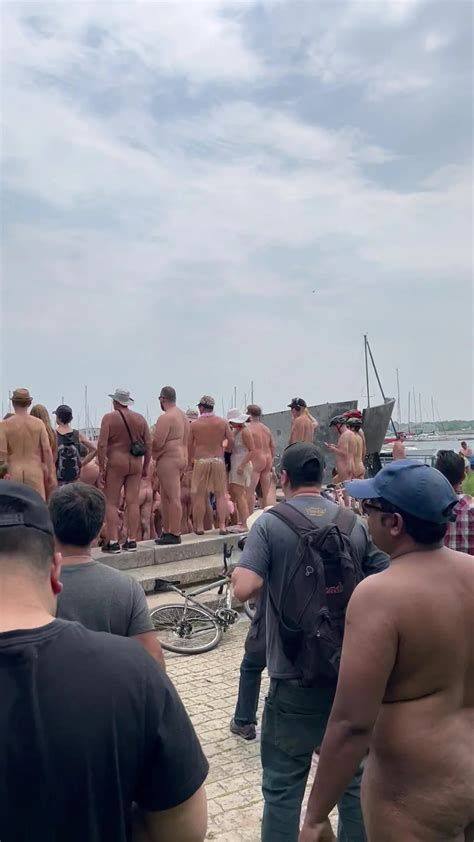 Cfnm Cmnm Enm Naked Guys Photoshoot ThisVid