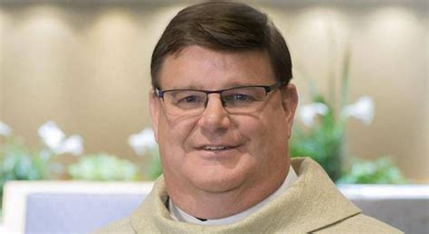 Usa Sono Gay Il Coming Out Di Un Prete Usa Fa Il Giro Del Mondo
