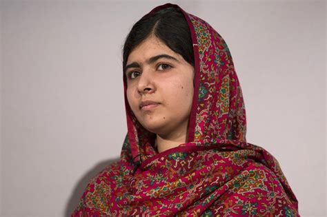 Conheça a história da ativista Malala Yousafzai Guia do Estudante