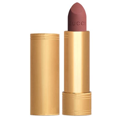 Селена Гомес показала, какая помада в моде зимой 2023 💄 | theGirl