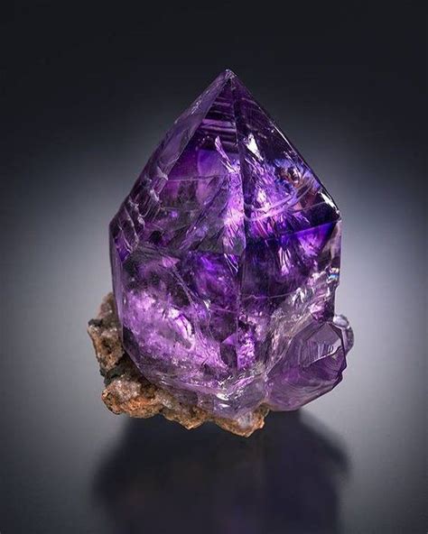 Quartz Var Amethyst Geology GeologyPage Mineral Locality Kedon