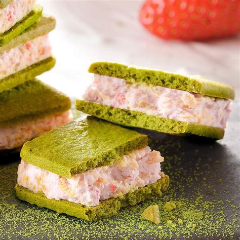 KYOTO VENETO Matcha Strawberry Chocolate Sandwiched Cookies 6pcs 1 Box