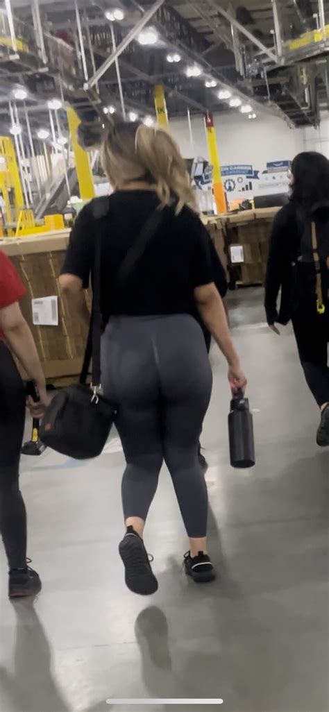 Caught My Latina Co Workers FAT ASS Again Spandex Leggings Yoga Pants Forum