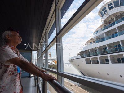 KAPAL PESIAR SEABOURN ODYSSEY ANTARA Foto