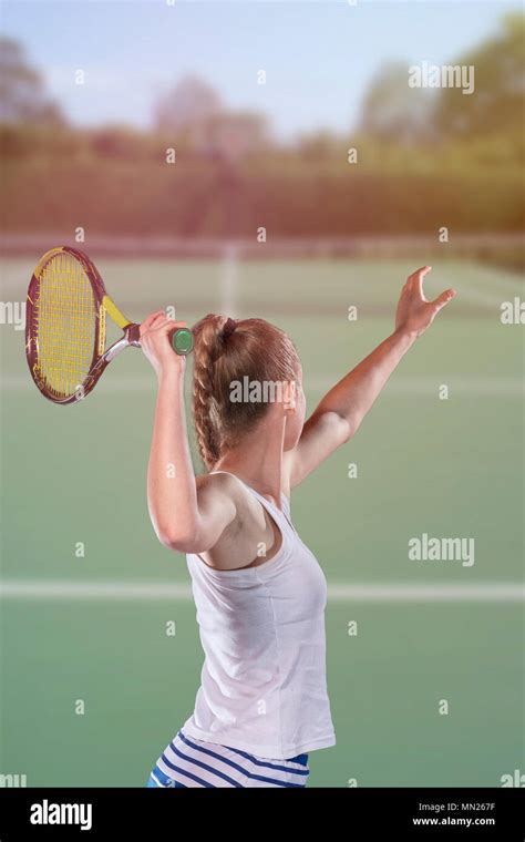 Female Tennis Player Rear View Hi Res Stock Photography And Images Alamy