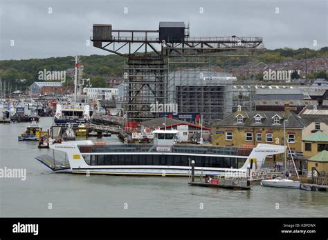 The new faulty floating bridge or. Chain ferry at Cowes on the Isle of ...