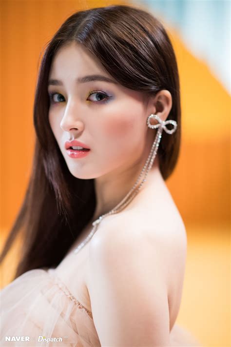ปักพินโดย Momolandlovers ใน Nancy | ผู้หญิง, คนดัง, เกาหลี