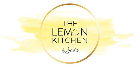 Limoncello Recept Uit The Lemon Kitchen Kookboek The Lemon Kitchen