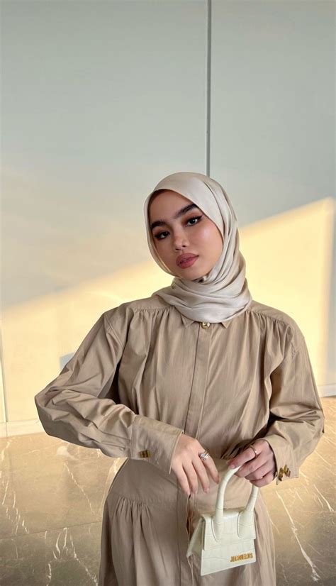 Pin By Dita Suraiya On Ootd Neutral In Gaya Hijab Gaya Model