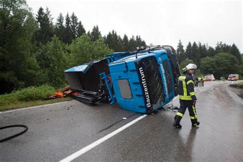 B 12 Unfall Bei Hohenlinden