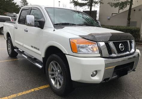 Nissan Titan Formfit Hood Protector