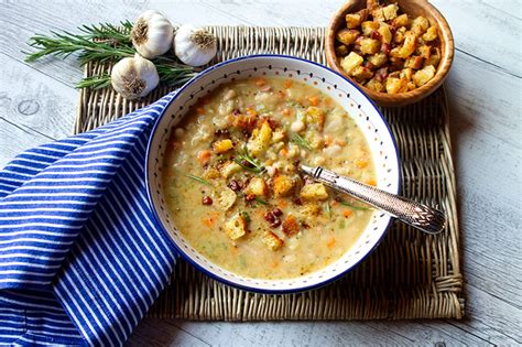 Creamy White Bean Soup With Rosemary And Pancetta Italian Food Forever