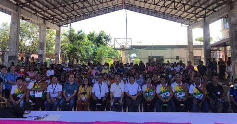 Yolanda Survivors In Iloilo Town Receive Housing Units Philippine