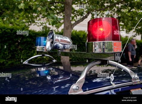 Vintage police car lights and siren - USA Stock Photo - Alamy