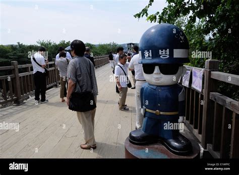 Freedom Bridgeimjingak Parksouth Korea Stock Photo Alamy