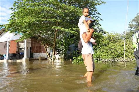 Dozens Of People Died Due To Flash Floods That Hit West Coast Of