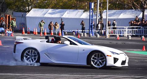 Lexus LFA Roadster - ForceGT.com