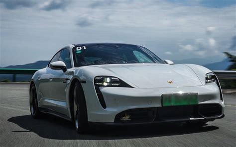 保时捷taycan Turbo S 试驾：462公里续航，能买5台比亚迪汉，这车到底值不值？哔哩哔哩bilibili