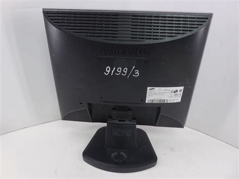 ЖК-монитор 17" Samsung SyncMaster 710V