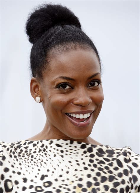 15 Reasons Why Aunjanue Ellis Gives Us Hair Envy | Bun hairstyles, Hair