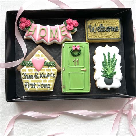 New Home Biscuit Gift Box - Yumbles.com