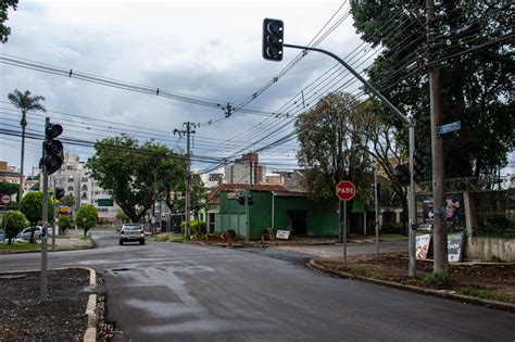 Seis Trechos De Ruas Do Água Verde Passam A Ter Sentido único