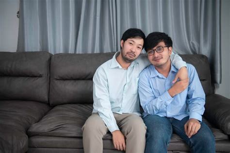 Pareja De Hombre Gay Con Concepto De Mes De Orgullo Manlgbt Foto Premium