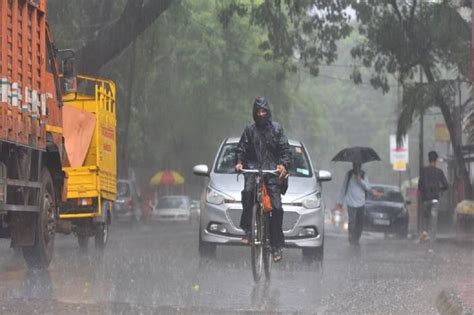 Karnataka Weather Update Heavy Rains To Lash Bengaluru In Two Days