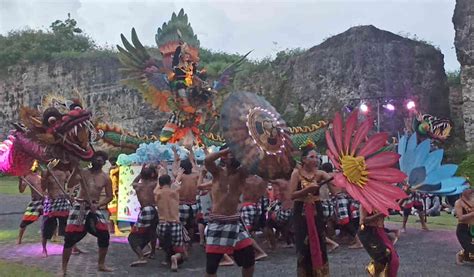 Tari Kecak Ogoh Ogoh Dongkrak Jumlah Kunjungan Ke Gwk Selama Akhir