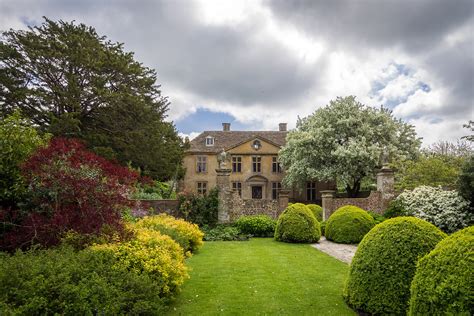 Tintinhull House And Garden A National Trust Property That Flickr