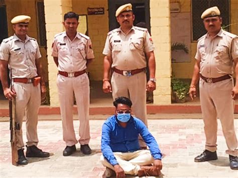 Police Caught The Smuggler Of Barmer With 230 Grams Of Smack And 130