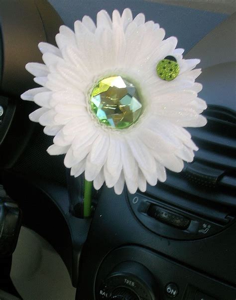 Vw Beetle Flower White And Green Bling Daisy Vw Beetle Flower Vw