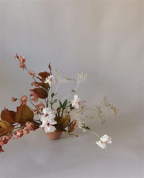 H I L D E On Instagram Autumnal Florals Inspiration Studiomondine