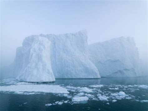 Icebergs on the Arctic Ocean Stock Photo - Image of boat, melting ...