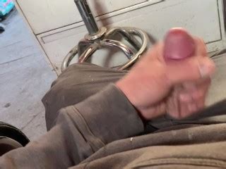 私たちがセックスしている間にけいれんして私はポルノハブのために中出しします Pornhub Gay