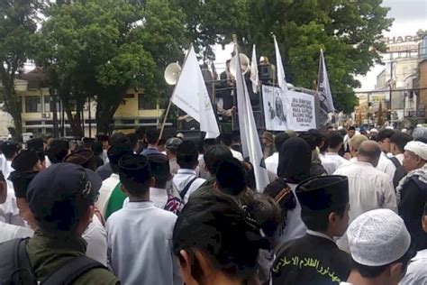 Buntut Pembakaran Al Quran Pemerintah Didesak Putus Hubungan Dengan