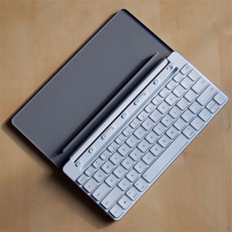 SchwarzTech — Review: Microsoft Universal Mobile Keyboard