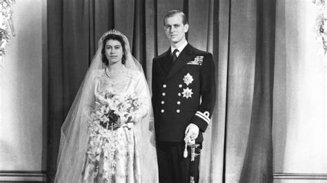 Queen Elizabeth, Prince Philip celebrate 73rd wedding anniversary with ...