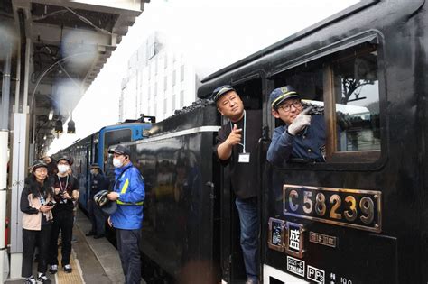 Sl銀河がラストラン「活気、ありがとう」 岩手・jr釜石線 写真特集912 毎日新聞