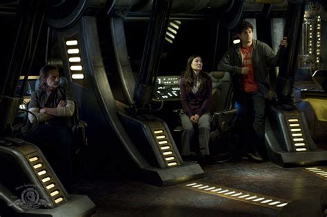 Sgu Trailers Et Photos Promos De Resurgence Stargate