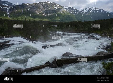 Paisajes Maravillosos En Noruega Vestland Hermoso Paisaje De La