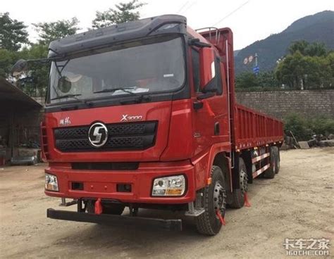 SHACMAN F3000 Crane Cargo Truck 8x4 380hp Cargo Box TruckEuroII