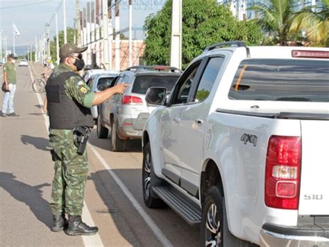 Primeira fiscalização após início da piracema apreende peixes e aplica