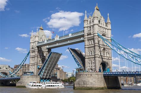 Tower Bridge, London, UK jigsaw puzzle in Bridges puzzles on ...