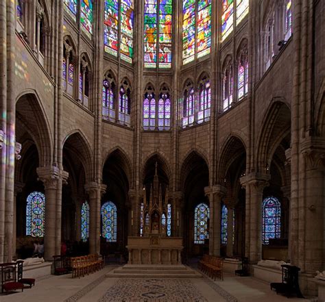 Sugero E La Luce Mirabile Il Palazzo Di Sichelgaita Saint Denis