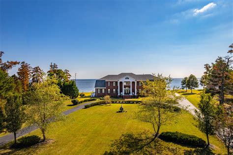 Spectacular Waterfront Estate in Edenton, NC - Washingtonian