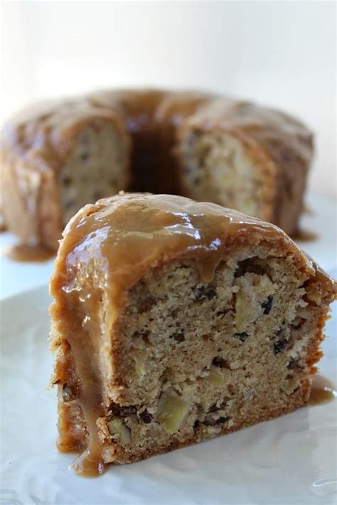 Apple Pecan Cake With Caramel Glaze Great Grub Delicious Treats