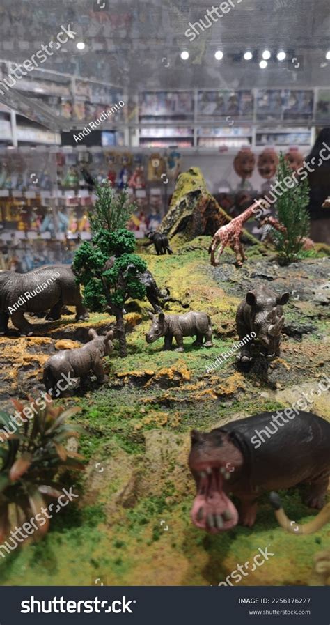 Miniatures Zoo Animals Diorama Looks Cute Stock Photo 2256176227 ...