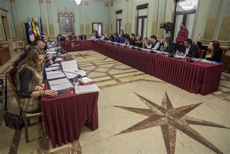 El Pleno Del Ayuntamiento De Huelva Aprueba Exigir A La Junta Partidas